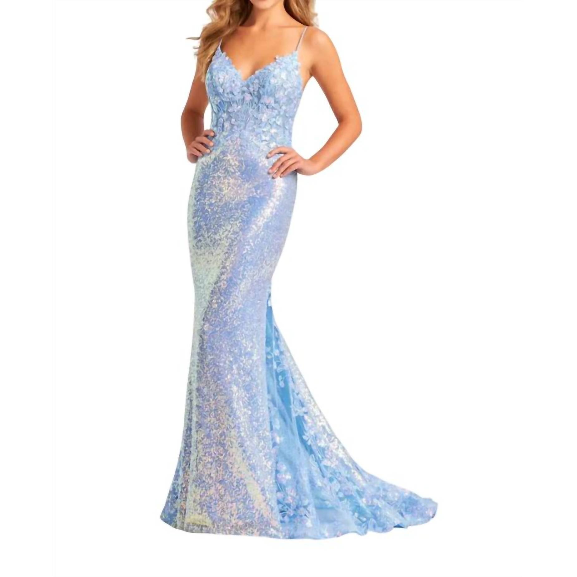 New Ellie Wilde V-Neckline Gown In Light Blue